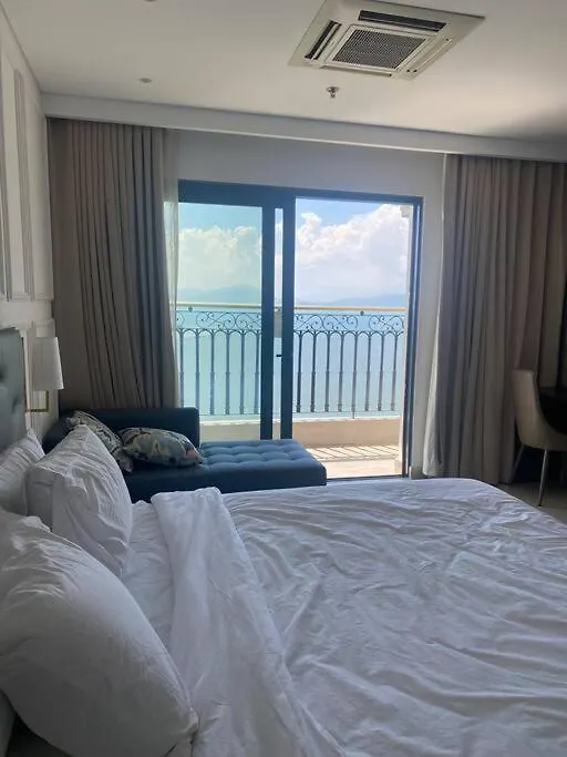 Can Ho Cao Cap Tai Wyndham Danang Golden Bay